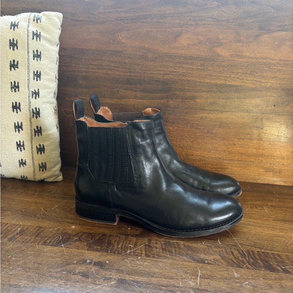 Black Leather Chelsea Boots
